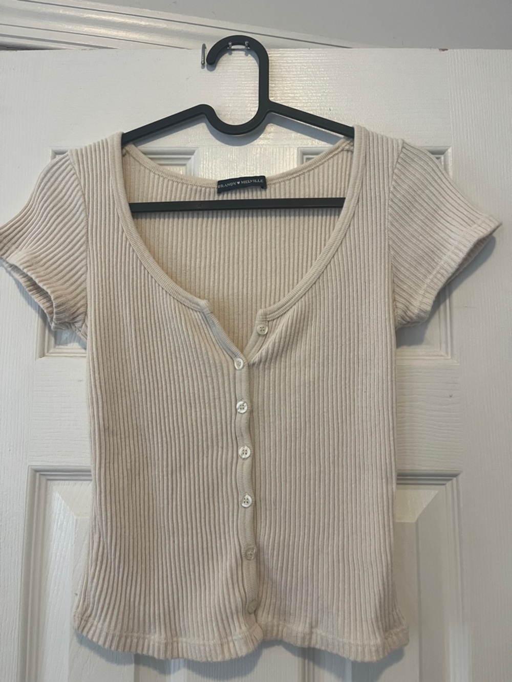 Brandy Melville Beige Ribbed Button-Front Short Sleeve Top
